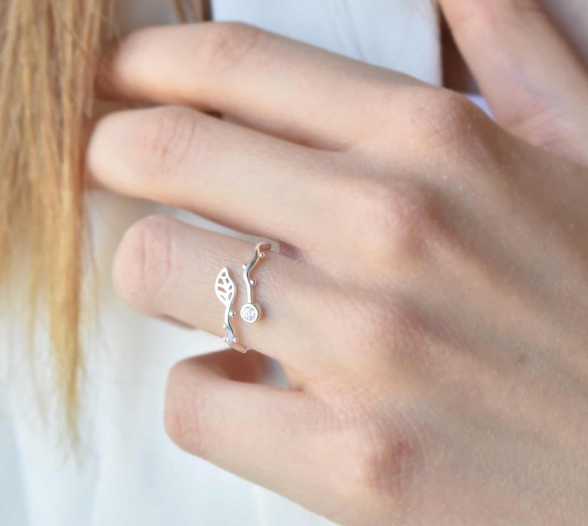 Seed - dámsky strieborný 925 prsteň