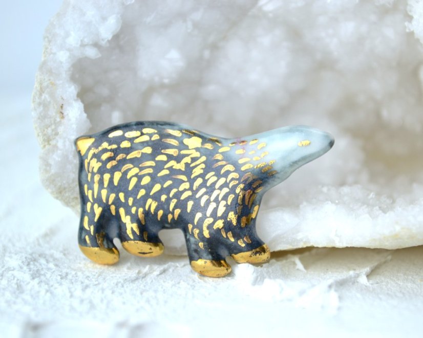 Medveď - brošňa čierna