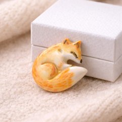 Lišiak maľovaný - porcelánová brošňa