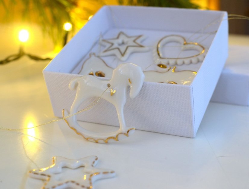 Porcelánové vianočné ozdoby - sada 6 ks zlatá