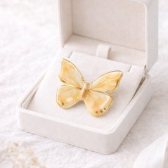 Motýľ - žltá porcelánová brošňa
