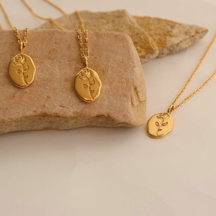 Rose - náhrdelník s príveskom z titánu