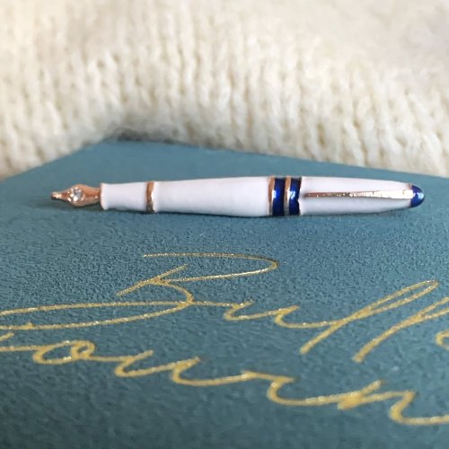 Brošňa - pero - Farba: Biele pero