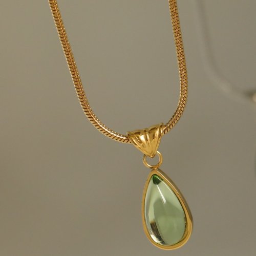 Drop - náhrdelník pre ženy s Kvapkou