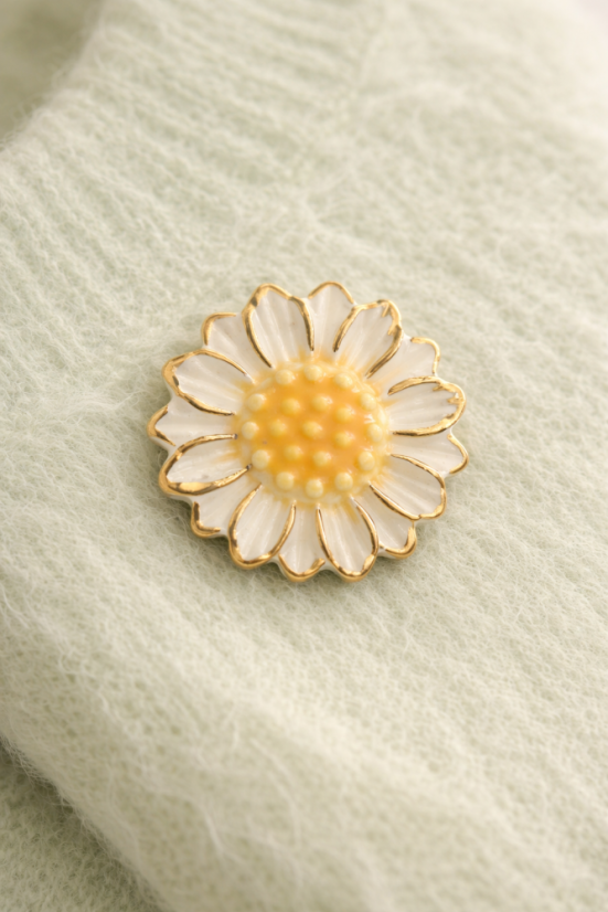 Margarétka - porcelánová brošňa