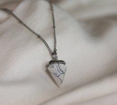 Náhrdelník HOWLIT HERO OF PATIENCE strieborný