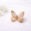 Motýľ - porcelánová brošňa